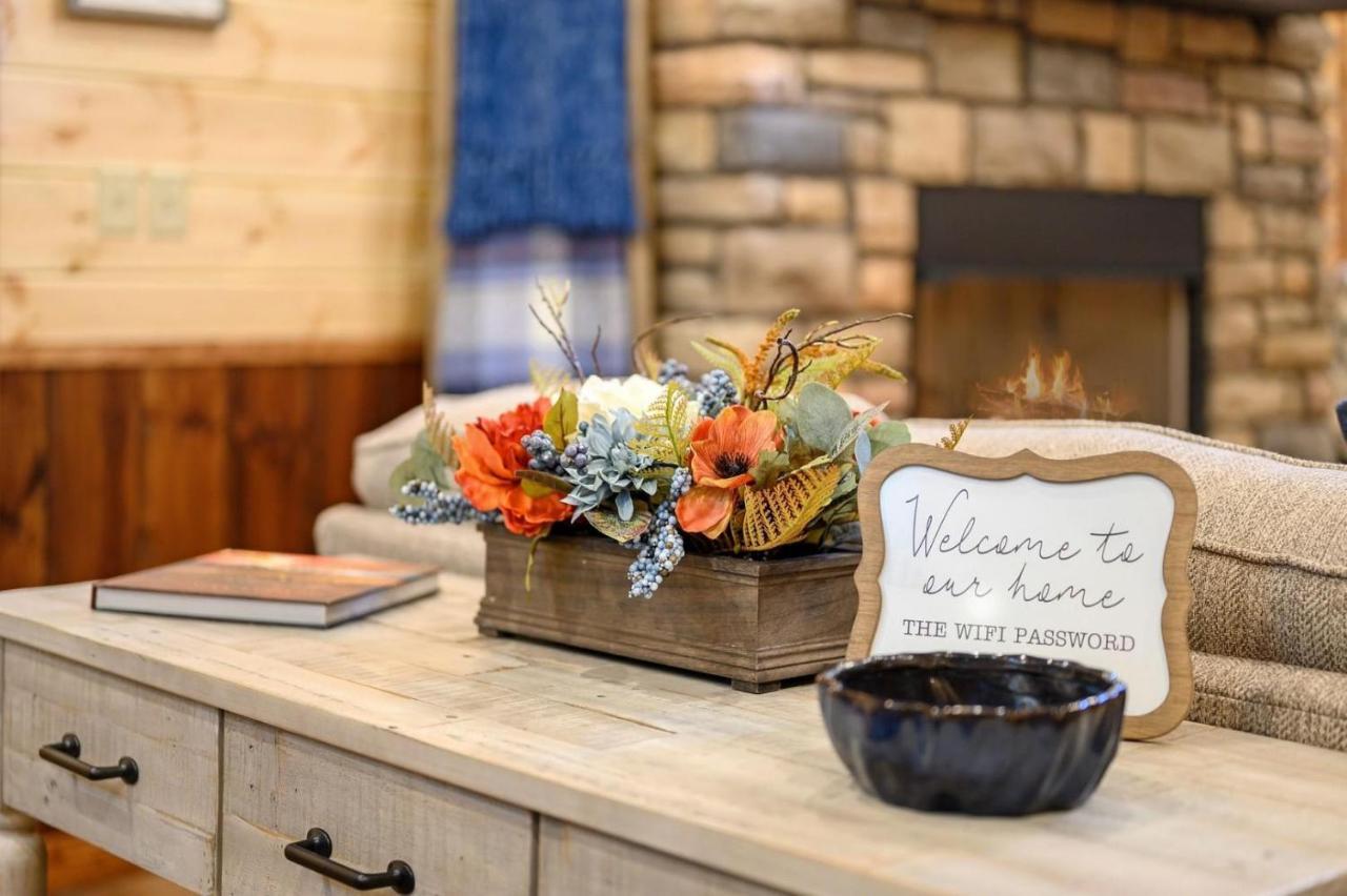Large Luxury 2Br Cabin W Hot Tub Double Trouble Was Designed For Fun Comfort And Memories Minutes From Buzzling Hochatown And Beautiful Beaver Bend State Park Broken Bow Esterno foto