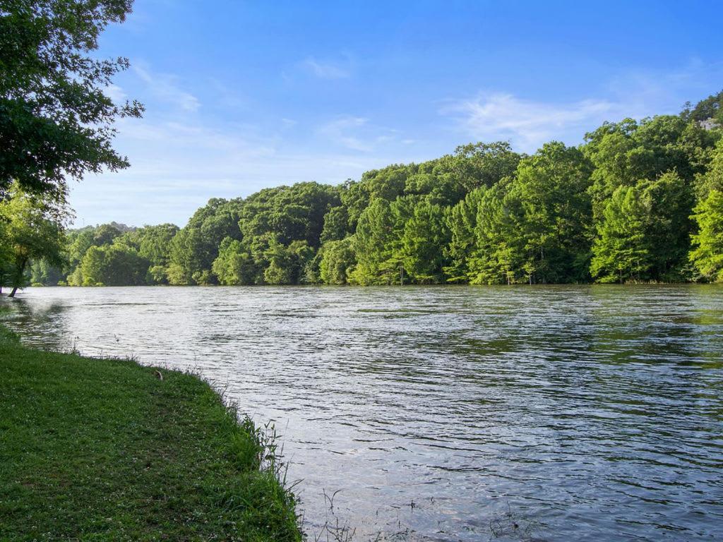Large Luxury 2Br Cabin W Hot Tub Double Trouble Was Designed For Fun Comfort And Memories Minutes From Buzzling Hochatown And Beautiful Beaver Bend State Park Broken Bow Esterno foto